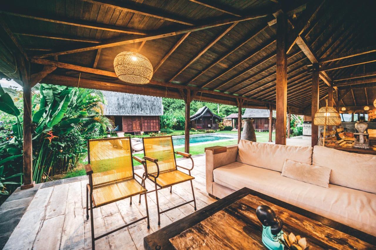Villa Ellya Kuta  Екстер'єр фото